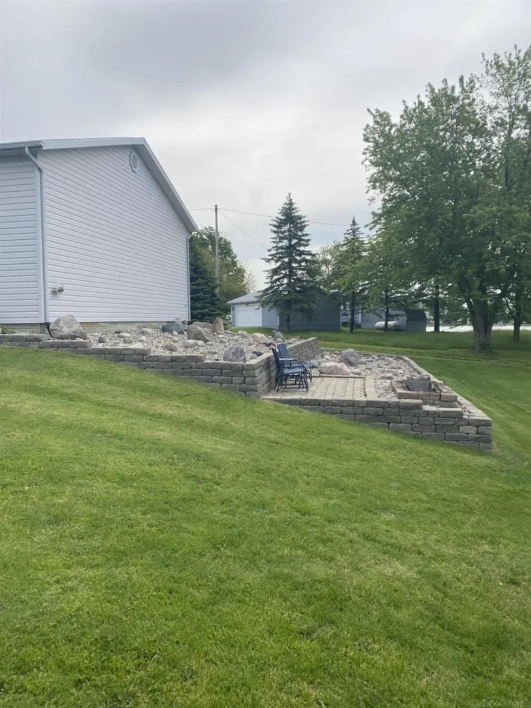 14685 Roberts Court Amboy Township MI 49232