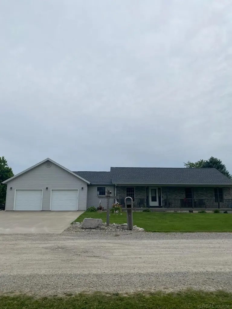 14685 Roberts Court Amboy Township MI 49232