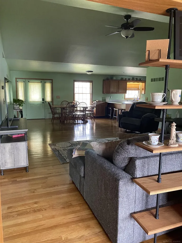 14685 Roberts Court Amboy Township MI 49232