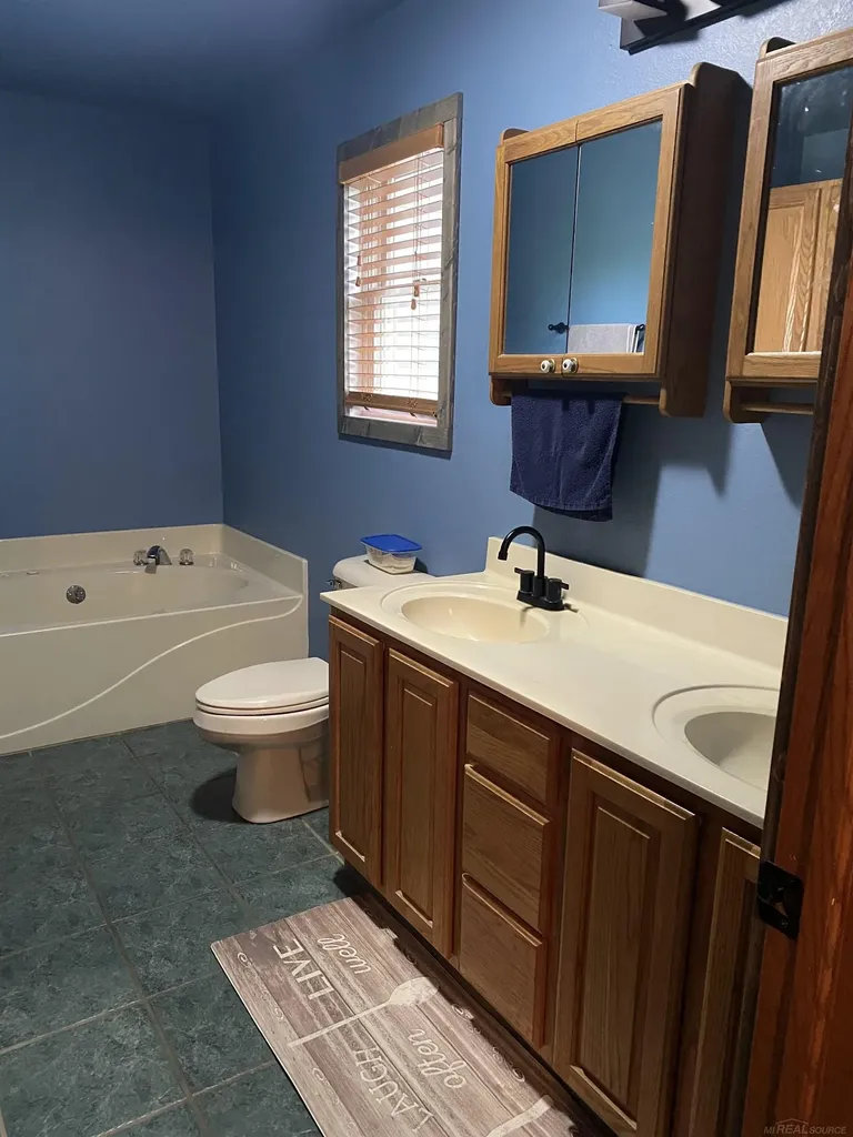 14685 Roberts Court Amboy Township MI 49232