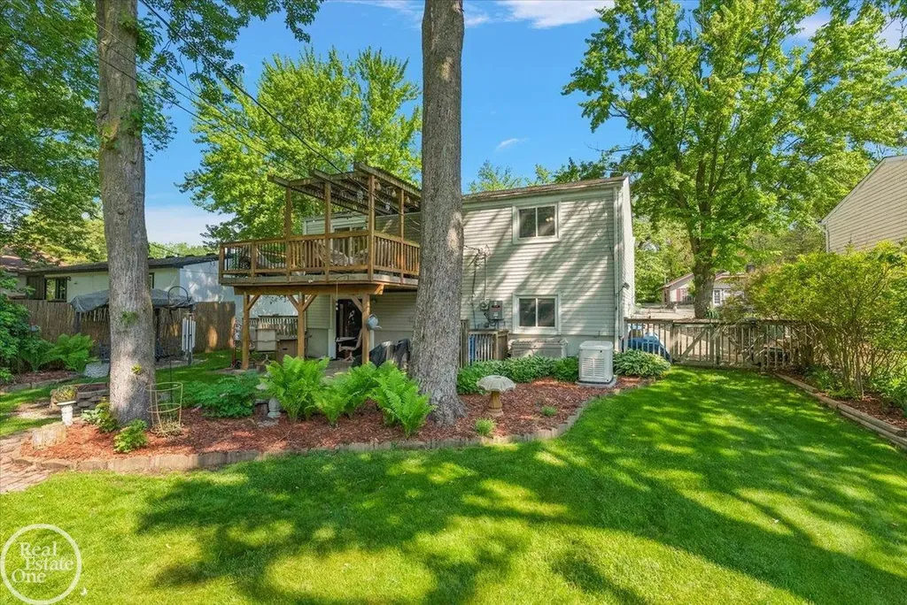 1136 Miller Road Lake Orion Village MI 48362