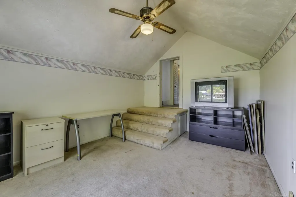 7197 Hubbard Street Lexington Village MI 48450