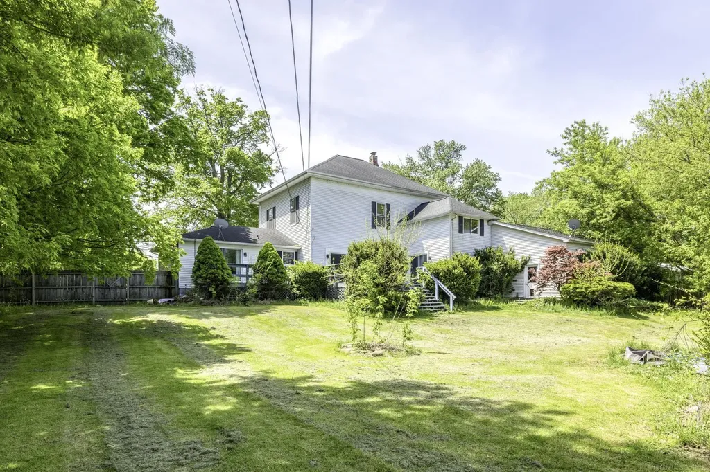 7197 Hubbard Street Lexington Village MI 48450