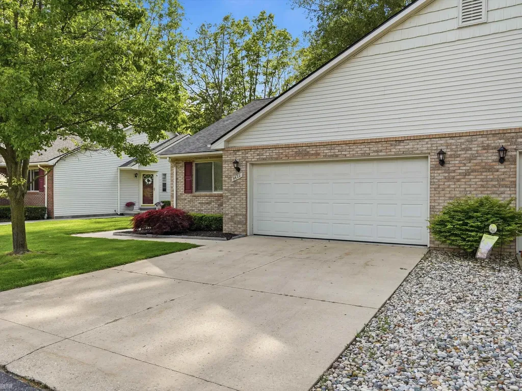 9622 Nook Road Clay Township MI 48001