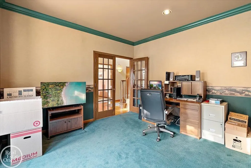 56688 Portsmouth Court Shelby Charter Township MI 48316