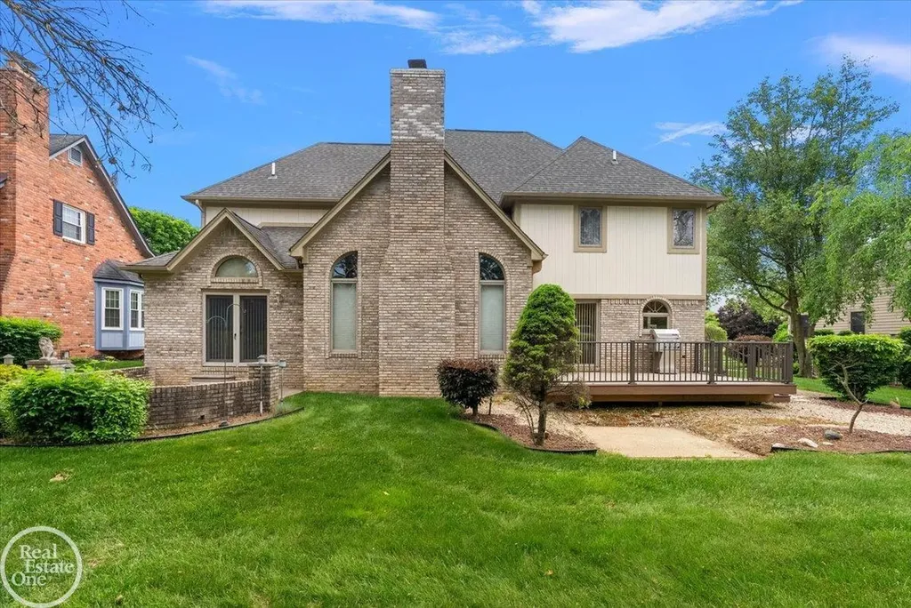 56688 Portsmouth Court Shelby Charter Township MI 48316