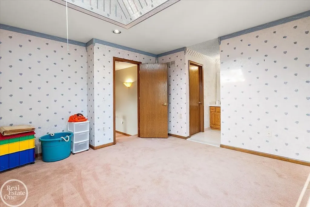 56688 Portsmouth Court Shelby Charter Township MI 48316