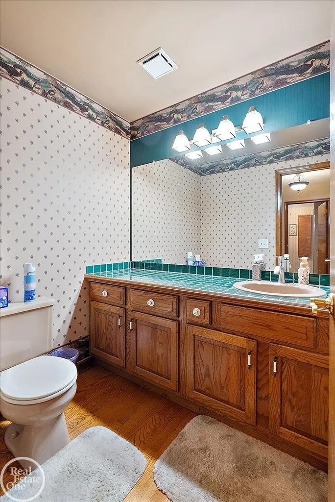 56688 Portsmouth Court Shelby Charter Township MI 48316