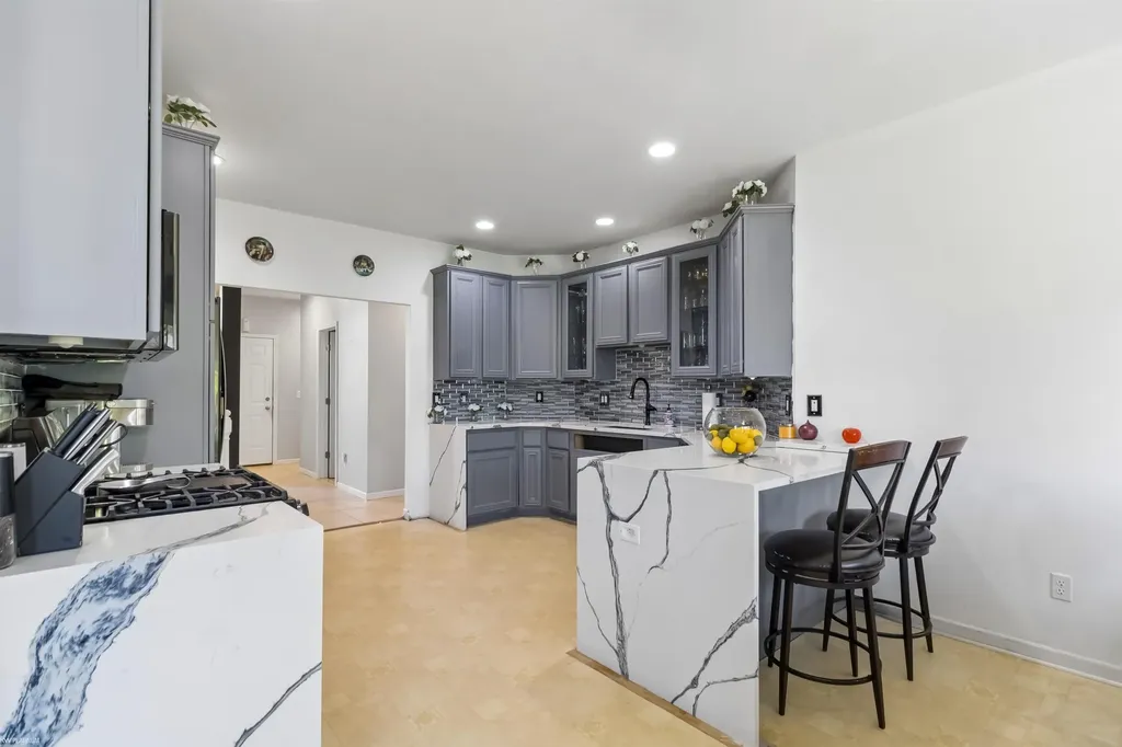 20351 Bannister Drive Macomb Township MI 48044