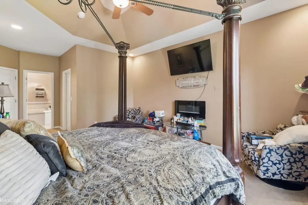 20351 Bannister Drive Macomb Township MI 48044