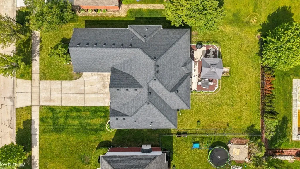 20351 Bannister Drive Macomb Township MI 48044