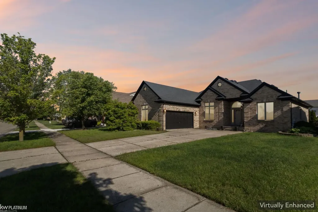 20351 Bannister Drive Macomb Township MI 48044