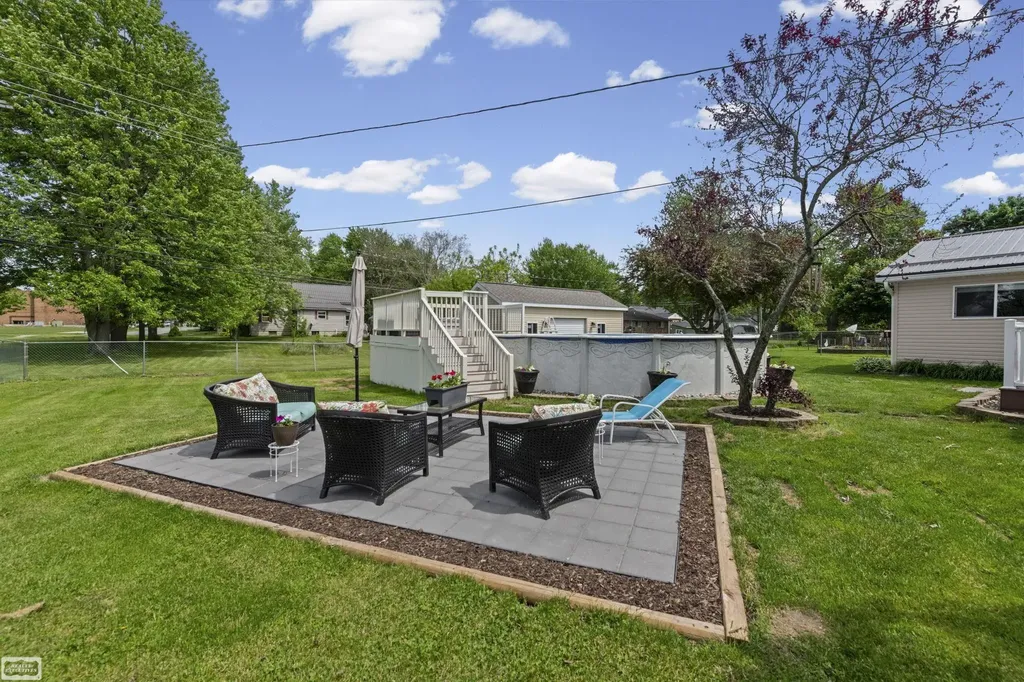 110 N Matteson Street Capac Village MI 48014