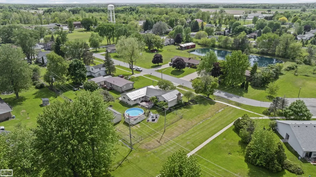 110 N Matteson Street Capac Village MI 48014