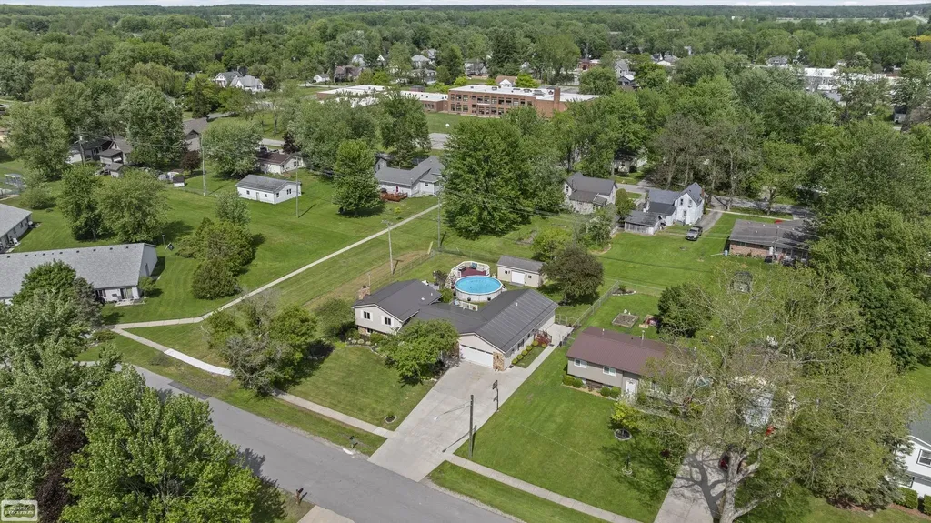 110 N Matteson Street Capac Village MI 48014