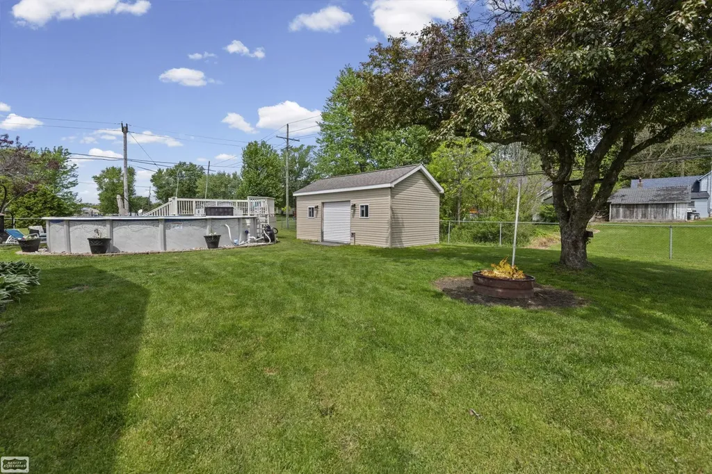 110 N Matteson Street Capac Village MI 48014