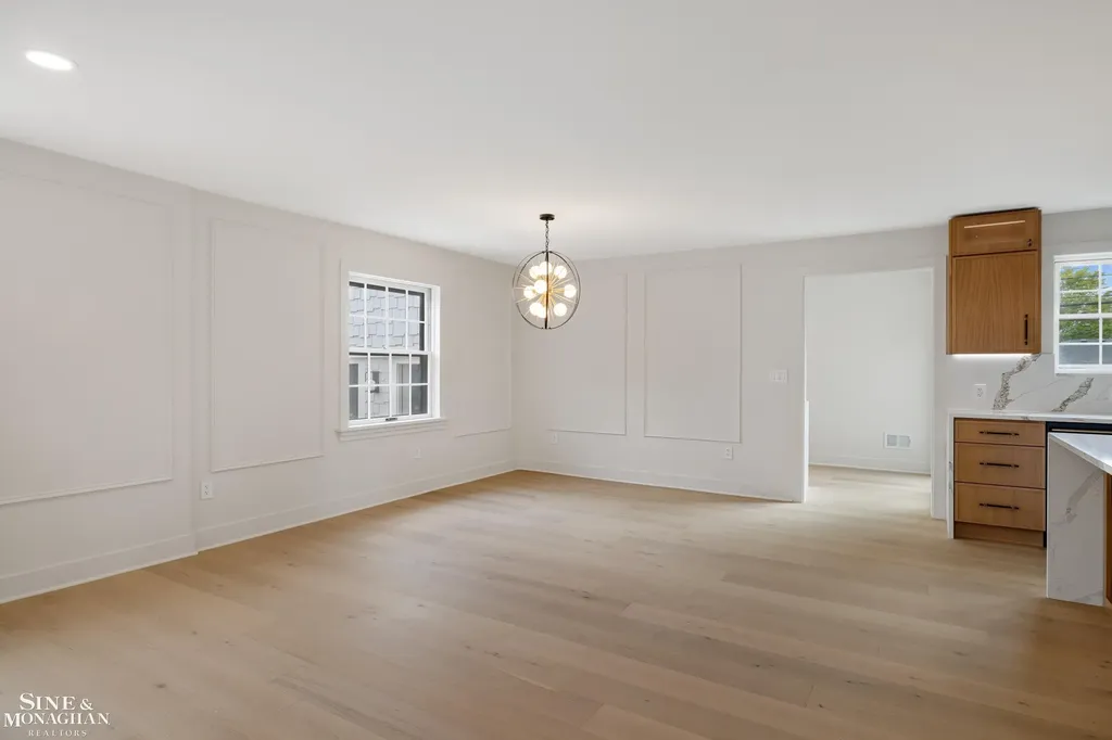 773 Hawthorne Road Grosse Pointe Woods City MI 48236