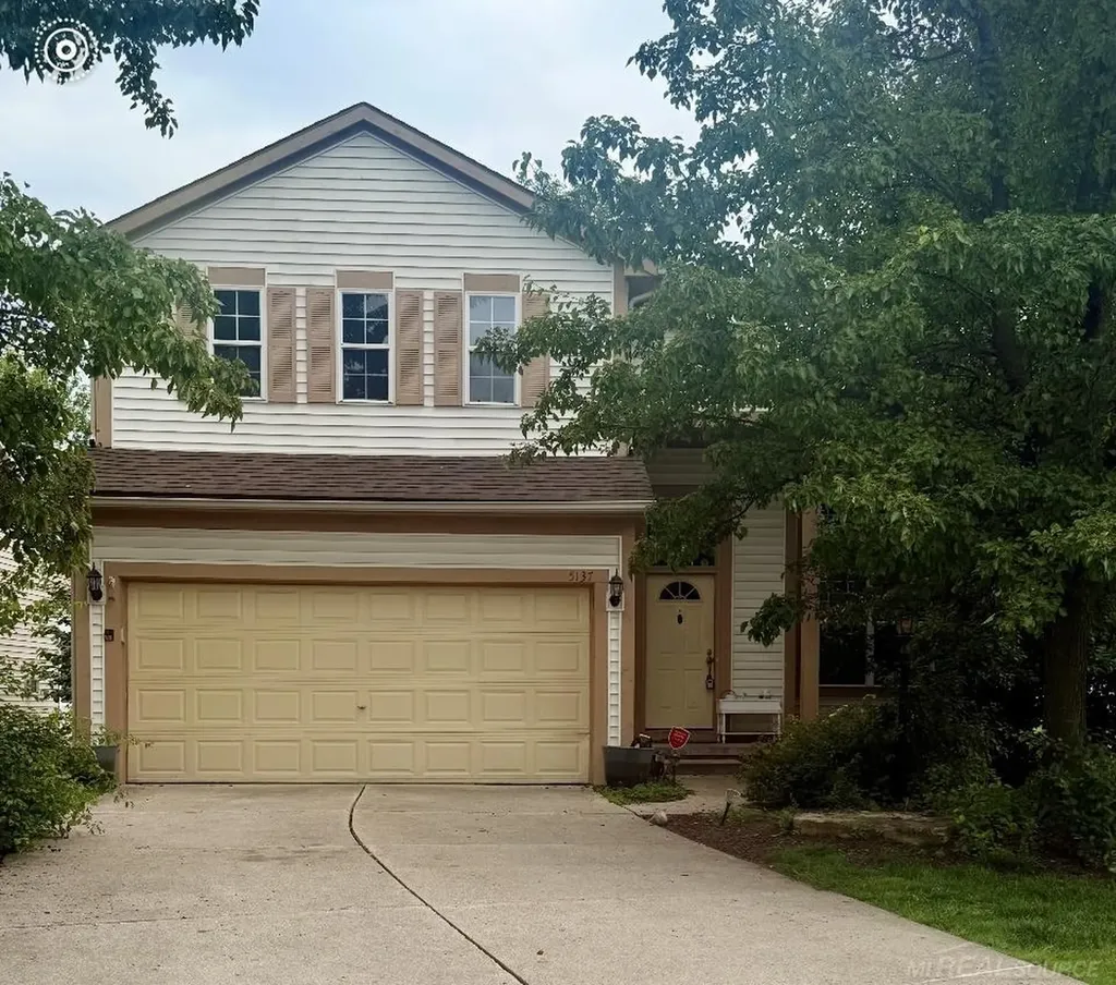 5137 Sandalwood Circle Street Grand Blanc Charter Township MI 48439