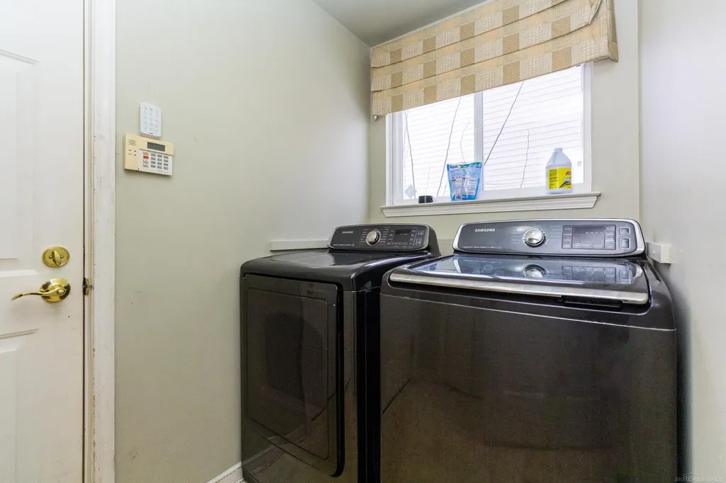 5137 Sandalwood Circle Street Grand Blanc Charter Township MI 48439