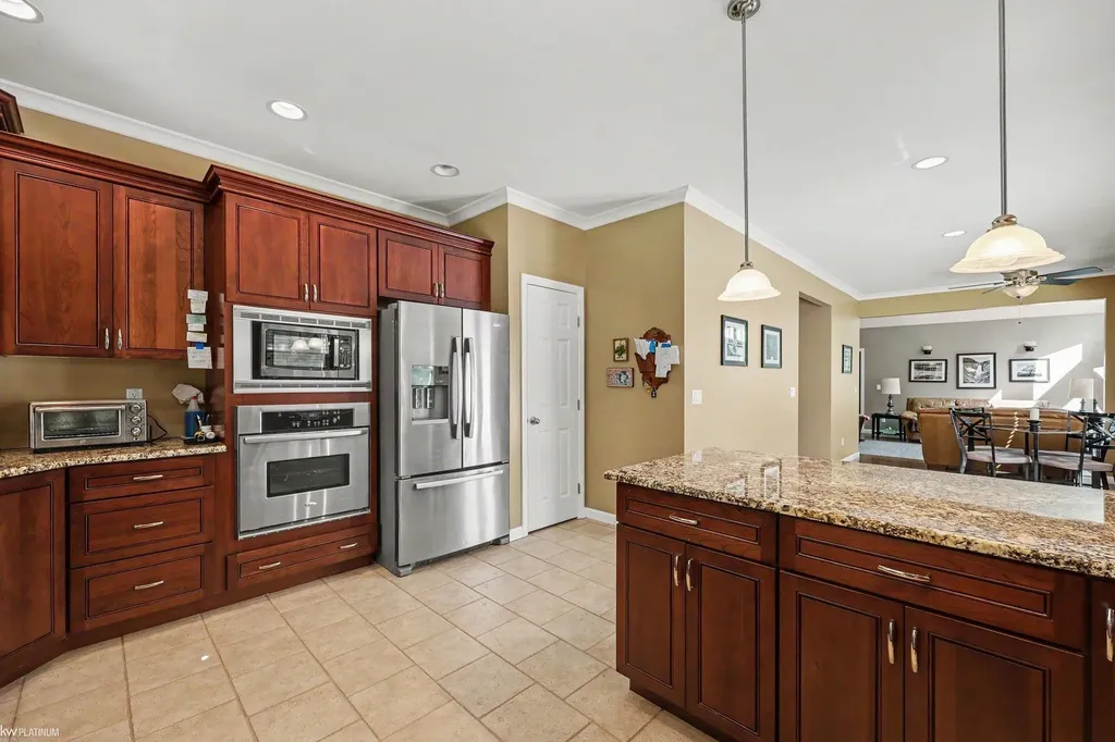 4184 Wellington Court Fort Gratiot Charter Township MI 48059
