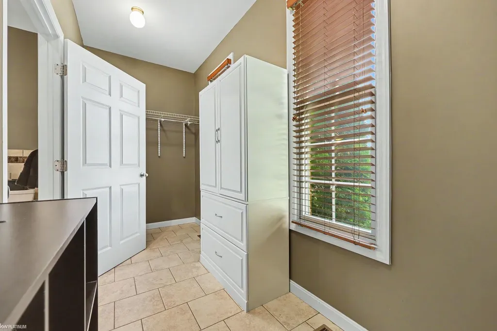 4184 Wellington Court Fort Gratiot Charter Township MI 48059