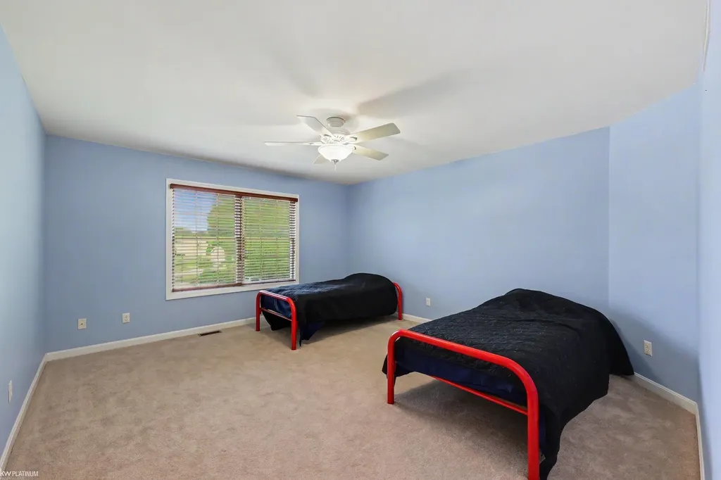 4184 Wellington Court Fort Gratiot Charter Township MI 48059