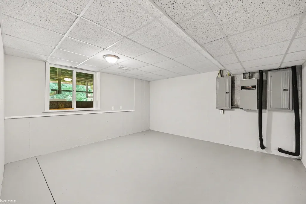 4184 Wellington Court Fort Gratiot Charter Township MI 48059