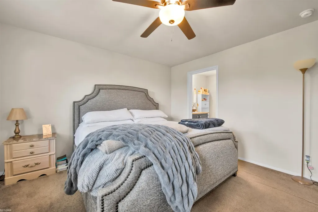 17128 Scarborough Drive Macomb Township MI 48044