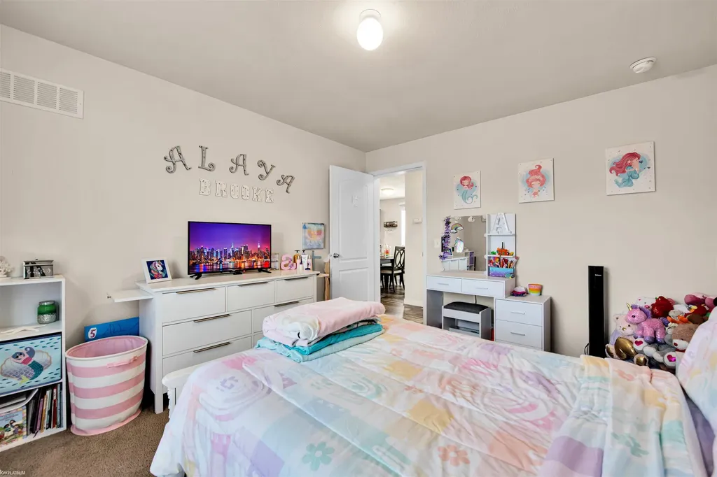 17128 Scarborough Drive Macomb Township MI 48044
