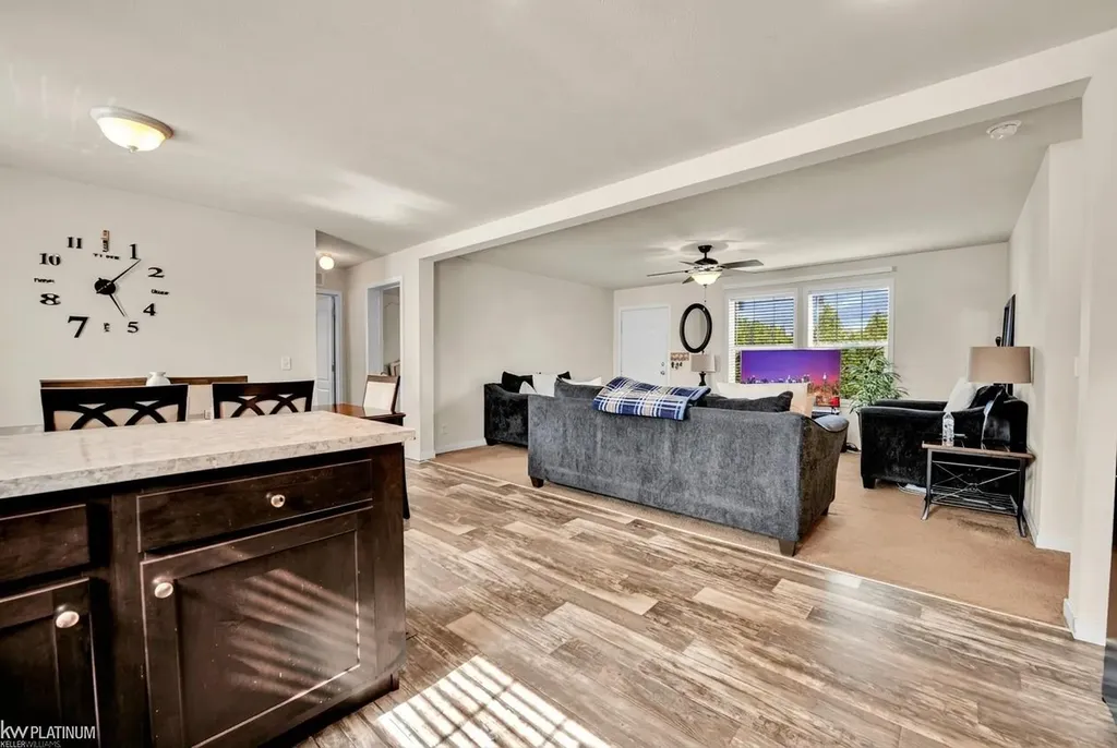 17128 Scarborough Drive Macomb Township MI 48044