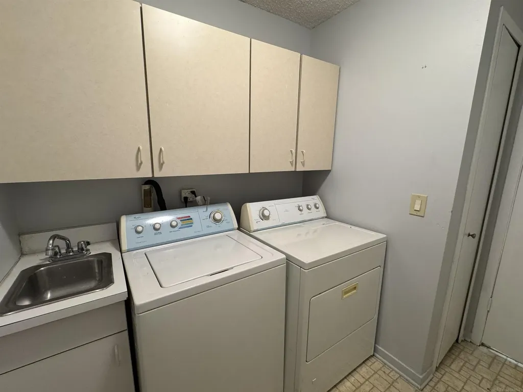 7930 Woodingham Drive West Bloomfield Charter Township MI 48322