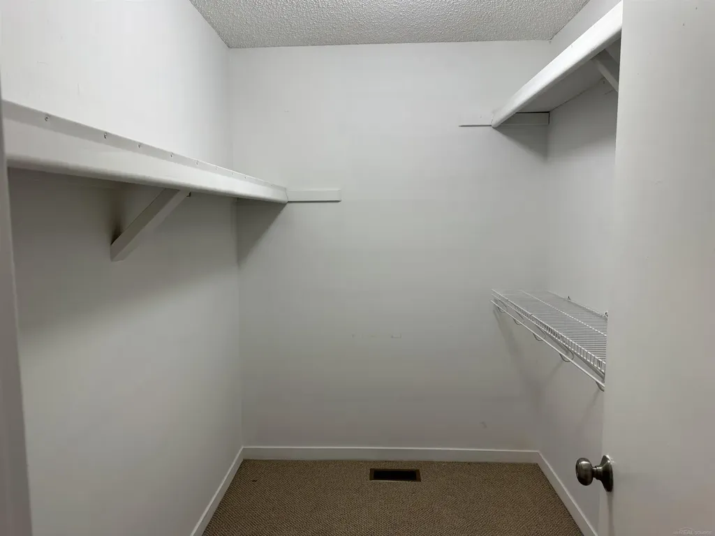 7930 Woodingham Drive West Bloomfield Charter Township MI 48322