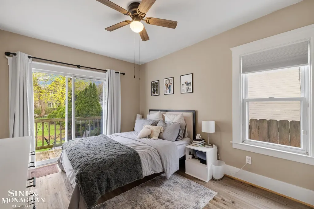 451 Saint Clair Avenue Grosse Pointe City MI 48230