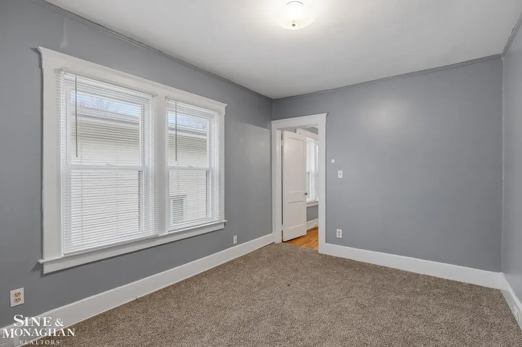 451 Saint Clair Avenue Grosse Pointe City MI 48230