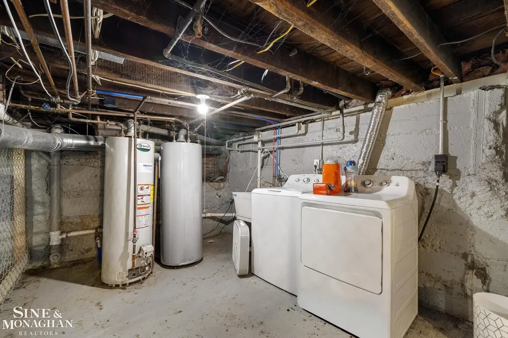 451 Saint Clair Avenue Grosse Pointe City MI 48230