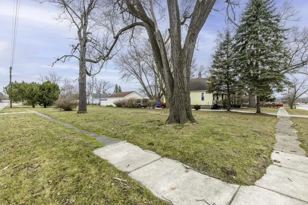 3104 South Boulevard Port Huron City MI 48060