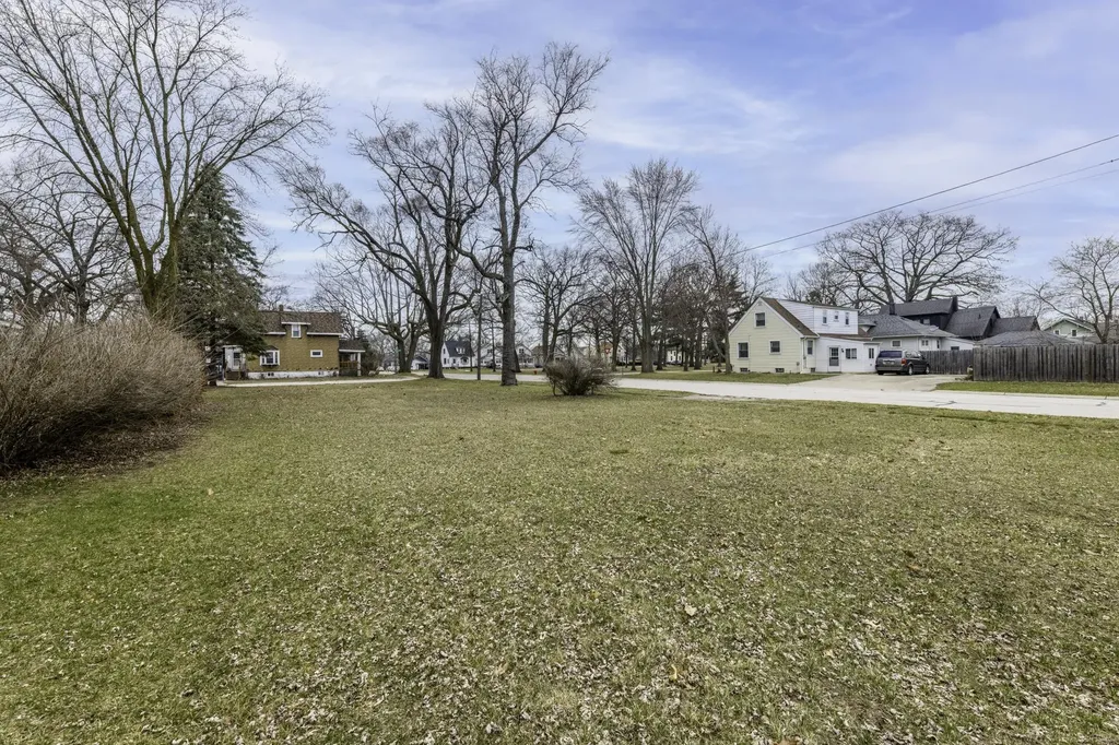 3104 South Boulevard Port Huron City MI 48060