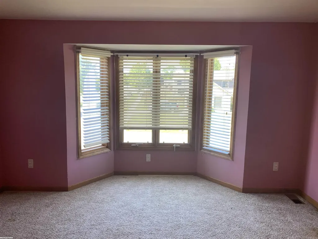 26500 Fairwood Drive Chesterfield Township MI 48051
