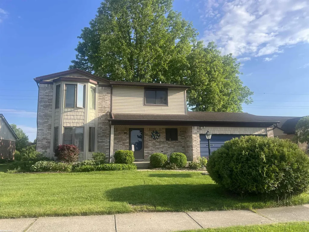 26500 Fairwood Drive Chesterfield Township MI 48051