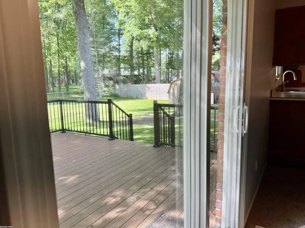 33043 Shagbark Circle Chesterfield Township MI 48047