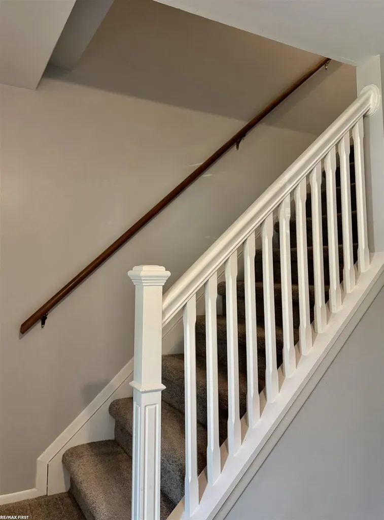 33043 Shagbark Circle Chesterfield Township MI 48047