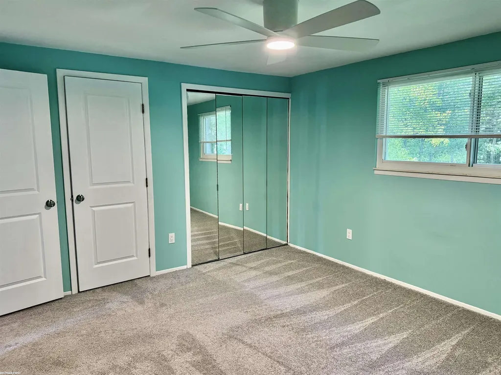 33043 Shagbark Circle Chesterfield Township MI 48047