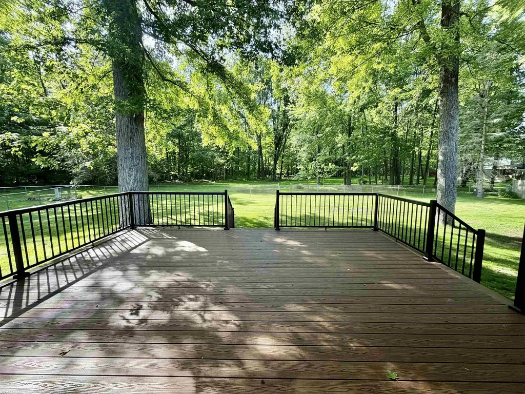 33043 Shagbark Circle Chesterfield Township MI 48047