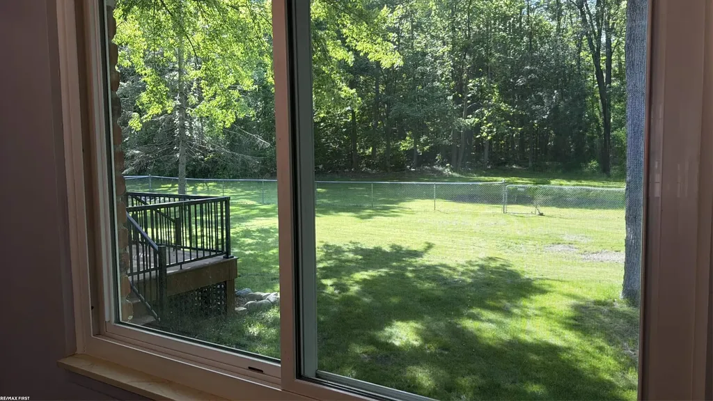 33043 Shagbark Circle Chesterfield Township MI 48047