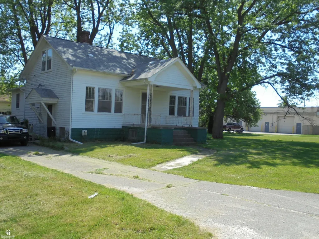 35080 Hengesbach Drive Clinton Charter Township MI 48035