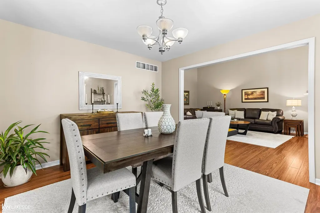 51389 Midland Circle Macomb Township MI 48042