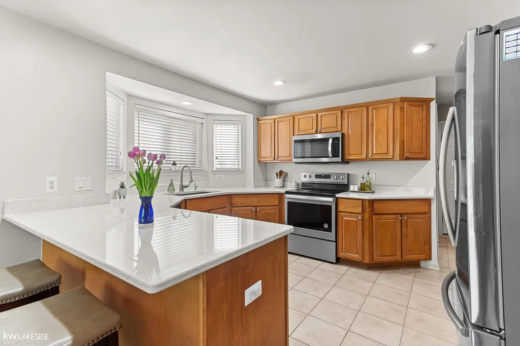 51389 Midland Circle Macomb Township MI 48042