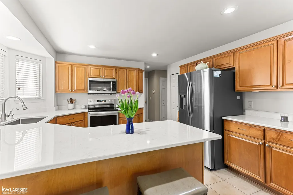 51389 Midland Circle Macomb Township MI 48042