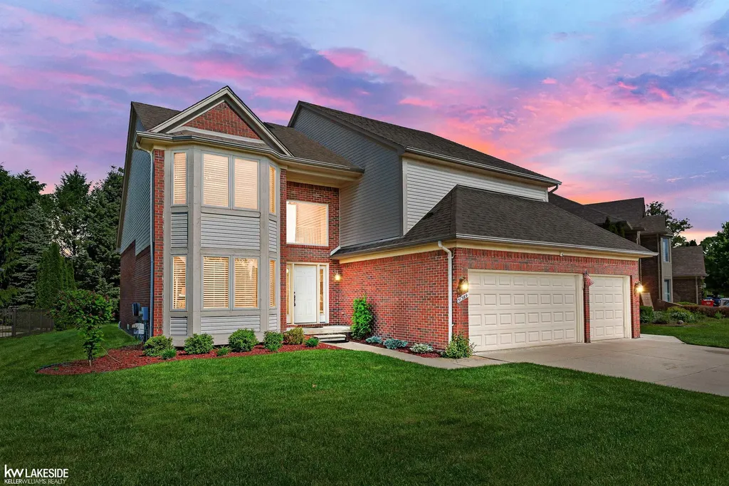 51389 Midland Circle Macomb Township MI 48042