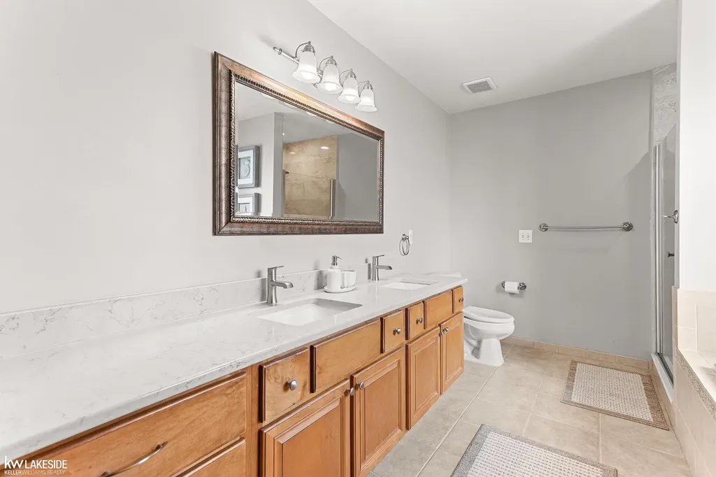 51389 Midland Circle Macomb Township MI 48042